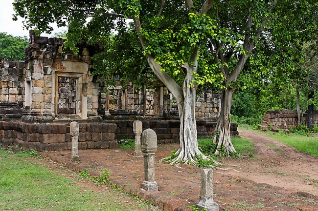 29-Prasat Sdok Kok Thom (2009)-014